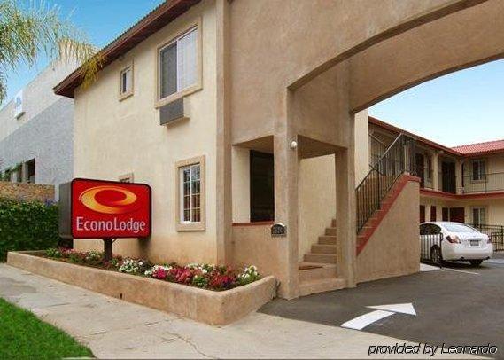 Econo Lodge Long Beach I-405 Exterior photo